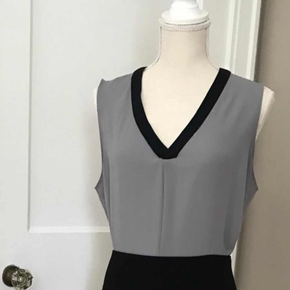 Tahari Sleeveless Blouse